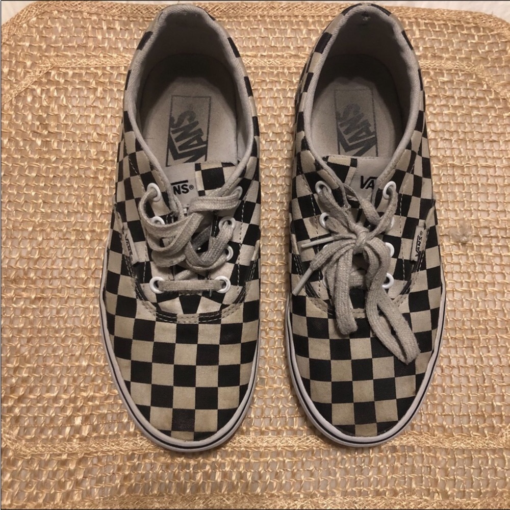 Vans Checkered Low Top Sneakers